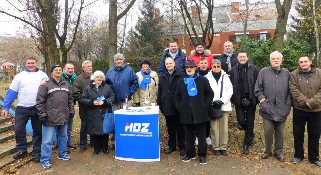 Blagdansko druženje Badnjak 2016. PONZI 1