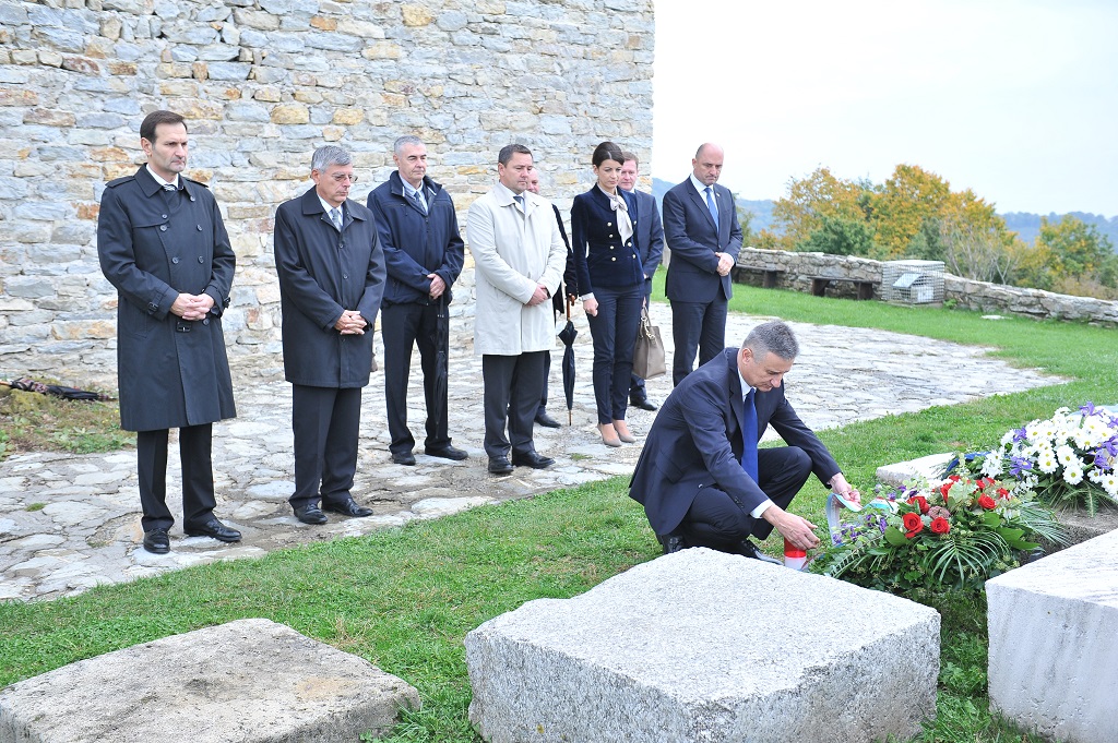 DAN NEOVISNOSTI 2015