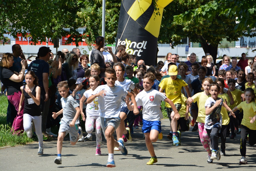 TRAVNO HUMANITARNA UTRKA